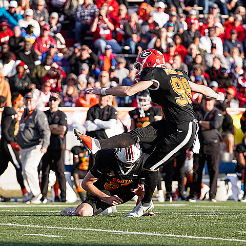 Georgia Bulldogs kicker Rodrigo Blankenship (98) attempts a field goal during the 2020 Reese's Senior Bowl at Ladd-Peebles Stadium