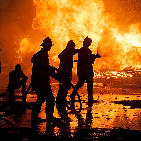 Una estudiante aparentemente comenzó el incendio de la residencia escolar