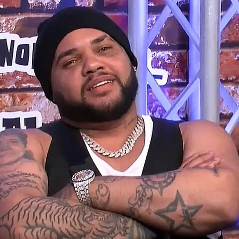 El artista cubano estaría en terapia intensiva en Miami