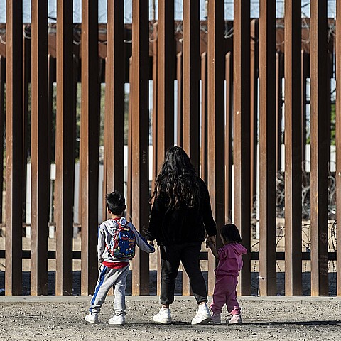 Ratifica ley migratoria la corte suprema