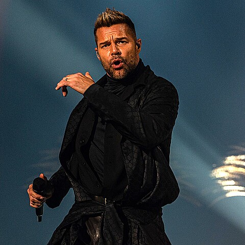 Ricky Martin no pierde tiempo para entretener a sus fans 