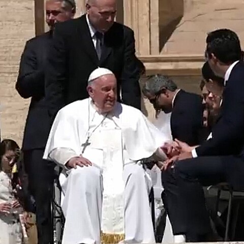 Papa Francisco hospitalizado