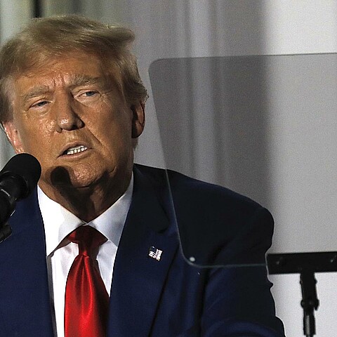 Trump adelante en las encuestas