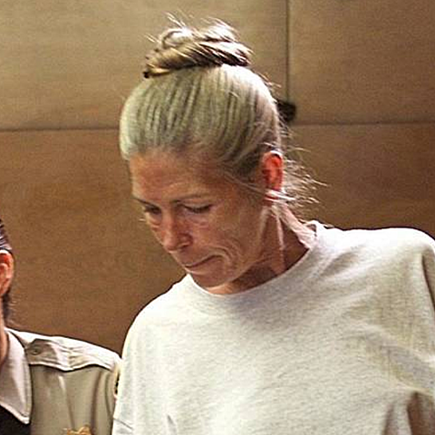 Liberan a connotada asesina de familia Mason