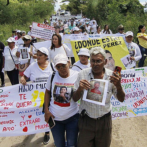 Colombianos piden justicia