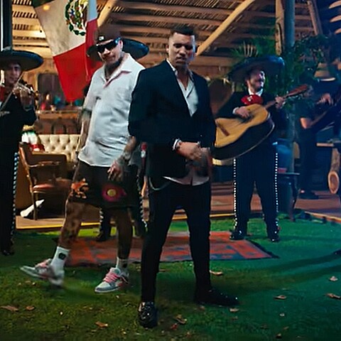 Los músicos cubanos se unen otra vez en una canción bailable 