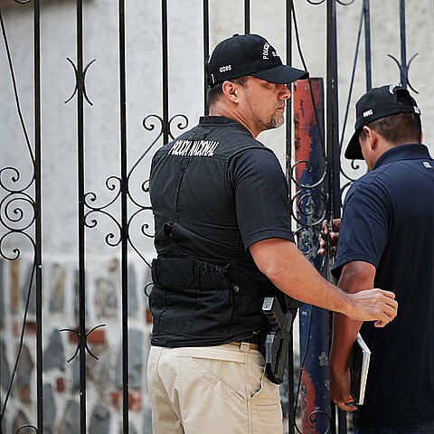 Panama authorities apprehend colombian citizens transporting chinese migrants