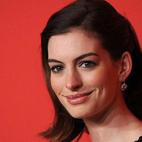 Anne Hathaway