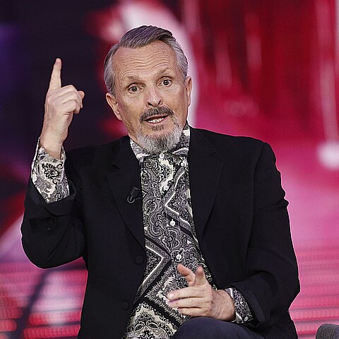 Miguel Bosé durante una conferencia de prensa 
