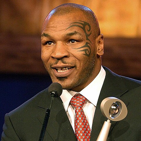 La leyenda del boxeo podría enfrentar un juicio por agresión 