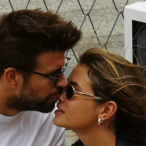 La pareja podría estar viviendo un infierno por sus suegros 