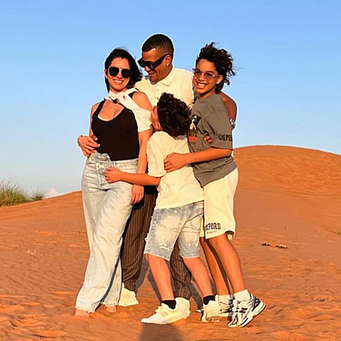 El artista cubano está de vacaciones en Dubái junto a su familia 