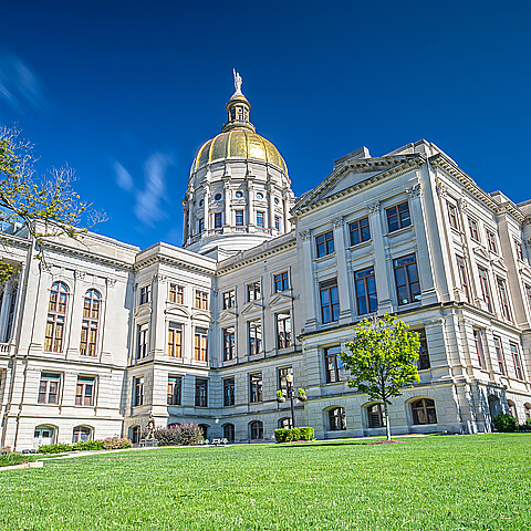 Senado de Gerogia investifa a fiscal