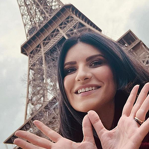 La cantante italiana sufrió un atentado en pleno concierto 