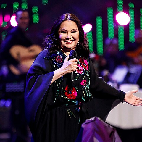 La cantante mexicana Ana Gabriel en el Festival Internacional de la Canción de Viña del Mar (Chile). 