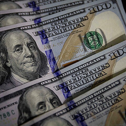 Billetes de cien dolares