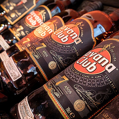 La nueva decisión de una corte de EE.UU. reaviva la disputa entre Bacardí y Havana Club