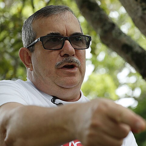 Timochenko", quien guió a la guerrilla de las FARC a la paz y recuperó entonces su nombre de Rodrigo Londoño