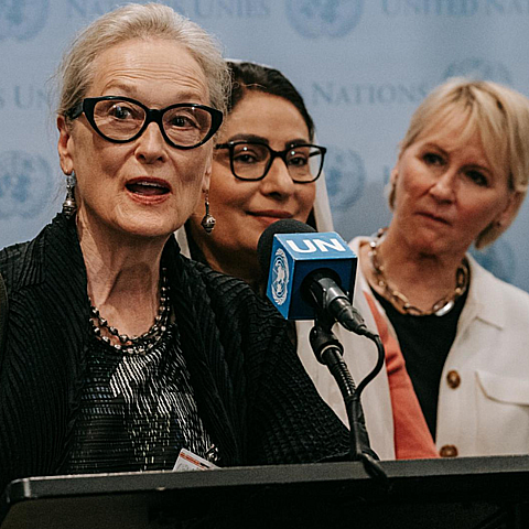 La famosa actriz habló del derecho de las mujeres afganas 