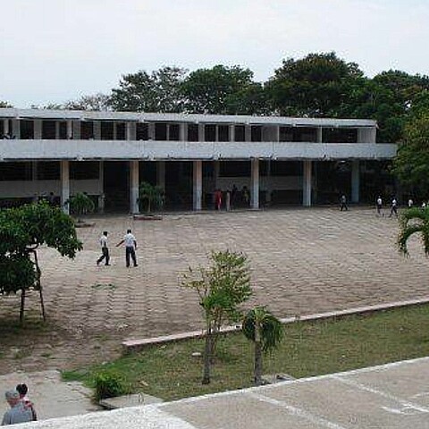Instituto Preuniversitario Vocacional de Ciencias Exactas 'Antonio Maceo', en Santiago de Cuba