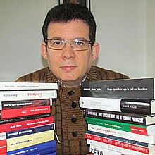 Escritor cubano Amir Valle