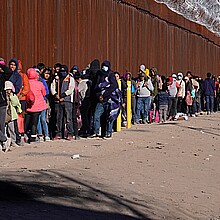 Migrants at border