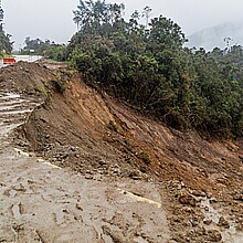 Landslide in Colombia wipes out highway