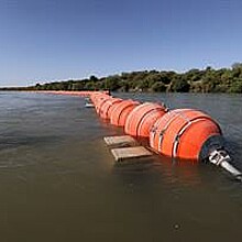 Floating border wall in Texas