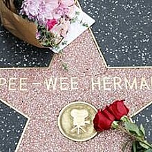 Paul "Pee-wee Herman" Reubens dies of cancer 