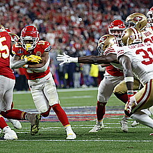 Kansas City Chiefs running back Isiah Pacheco (2-L) runs with the ball during the second half of Super Bowl LVIII between the Kansas City Chiefs and the San Fransisco 49ers at Allegiant Stadium in Las Vegas, Nevada, USA, 11 February 2024.