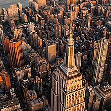Empire State Building in midtown Manhattan, NYC