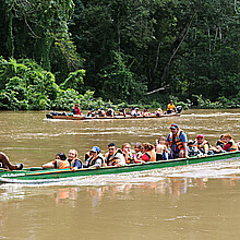 Miles de migrantes cruzan semanalmente la selva entre Panamá y Colombia