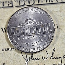 Monticello la plantación primaria de Thomas Jefferson el padre fundador y 3er presidente de EE.UU. de la cara inversa de la moneda de dinero estadounidense de 5 5 centavos 2016, en la vieja serie del dólar de EE.UU. 1935