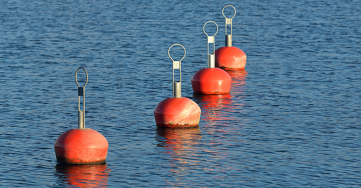 Kayaking company sues Texas over floating border wall plan | ADN América